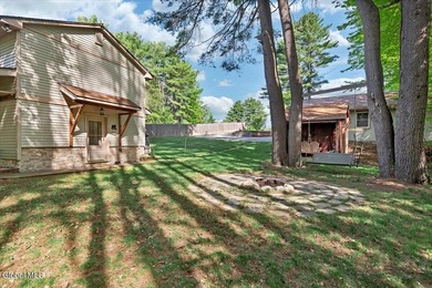 Welcome to year-round lake living on Great Sacandaga in this - photo 36