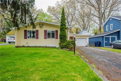 Welcome to 51 Fawn St., a thoughtfully maintained ranch tucked - photo 3