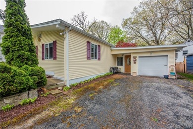 Welcome to 51 Fawn St., a thoughtfully maintained ranch tucked - photo 5