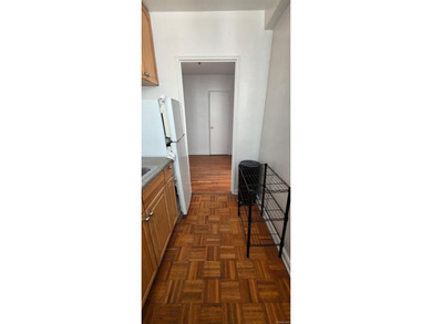 LOVELY SPACIOUS STUDIO, ELEVATOR, LAUNDRY ROOM, LIVE IN SUPER - photo 12