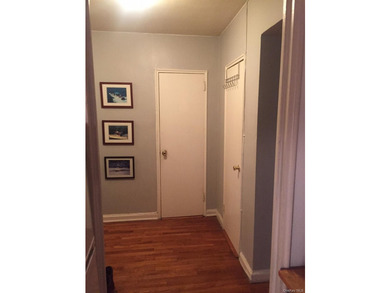 LOVELY SPACIOUS STUDIO, ELEVATOR, LAUNDRY ROOM, LIVE IN SUPER - photo 14
