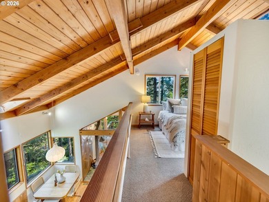 Escape to this treehouse-like retreat tucked safely high on a - photo 21
