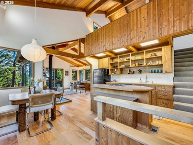 Escape to this treehouse-like retreat tucked safely high on a - photo 23