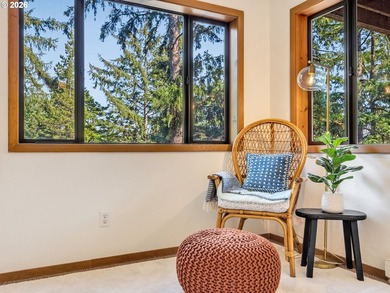Escape to this treehouse-like retreat tucked safely high on a - photo 32