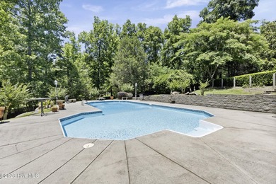 Welcome to 3287 Surrey Road, a one of a kind Southern estate - photo 8