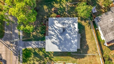 Virtually Staged. Looking for a home that blends comfort - photo 2