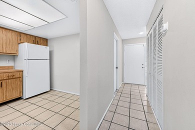 Very desirable, quaint, Beachside Location! One story Townhome - photo 6
