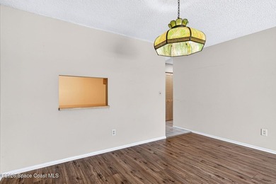 Very desirable, quaint, Beachside Location! One story Townhome - photo 10