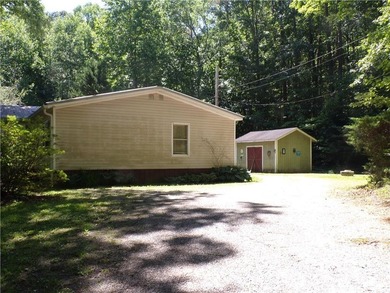 Peaceful Country Living with this 3-bedroom, 2-bath mobile home - photo 6