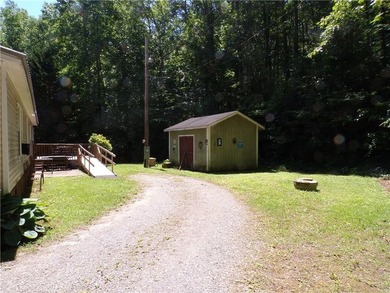 Peaceful Country Living with this 3-bedroom, 2-bath mobile home - photo 9
