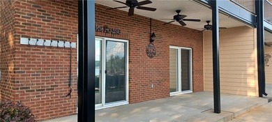 Don't miss this beautiful, move-in ready condo in the desirable - photo 1