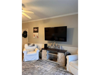 Don't miss this beautiful, move-in ready condo in the desirable - photo 10