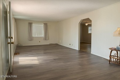 Back on market due to no fault of sellers. Buyer's financing - photo 12