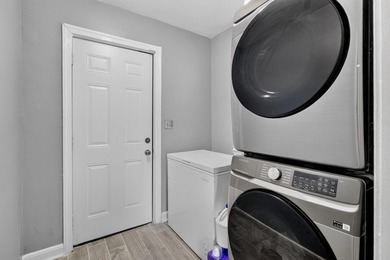 Conveniently located less than three miles from downtown - photo 15