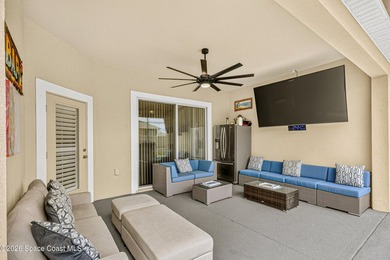 Stunning updated 4/3/3 home has 2,324 sq. ft. of modern comfort - photo 10