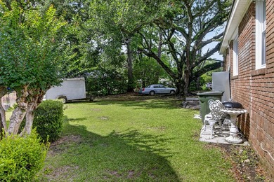 Conveniently located less than three miles from downtown - photo 28