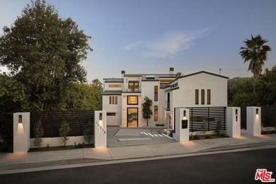 Set in the scenic hills of Encino, this brand-new construction - photo 48