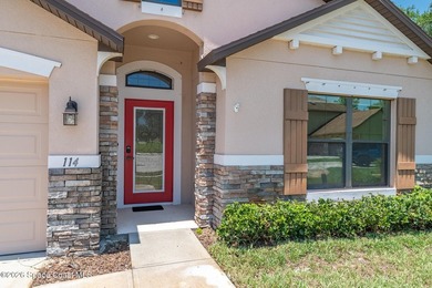 Beautiful 2017 concrete block home with attractive stucco and - photo 2