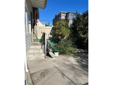 Great location one dwelling semi-detached duplex colonial house - photo 3