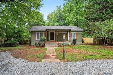 (private lake, pond, coastal) Home For Sale in Charlotte North Carolina