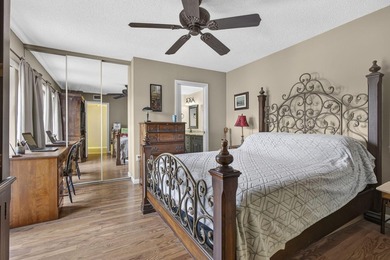 Affordable Move- In Ready Townhome in desirable Sandalwood Lakes - photo 14