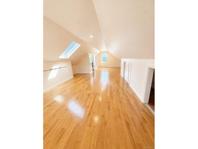LOCATION LOCATION LOCATION !!!!! PROPERTY located at RIGHT BY - photo 16