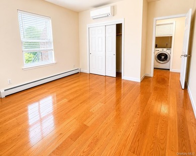 LOCATION LOCATION LOCATION !!!!! PROPERTY located at RIGHT BY - photo 22