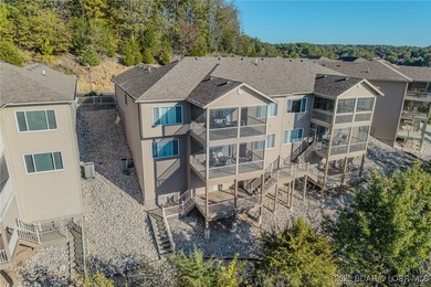 Lake Townhome/Townhouse For Sale in Eldon, Missouri