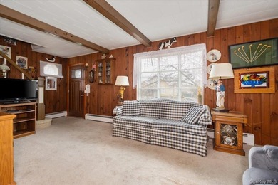 Welcome to this Charming Colonial in the heart of Bellmore. This - photo 2