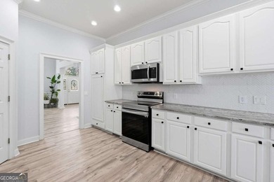 Experience refined one-level living in this beautifully - photo 13