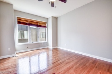 Welcome to this beautiful two-bedroom, two-and-a-half-bath - photo 17