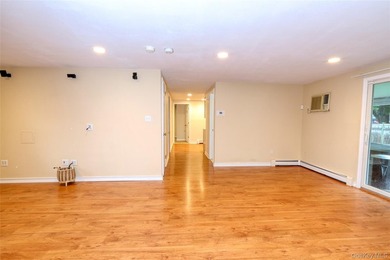 Welcome to your dream home! Nestled on a quiet court with no - photo 20