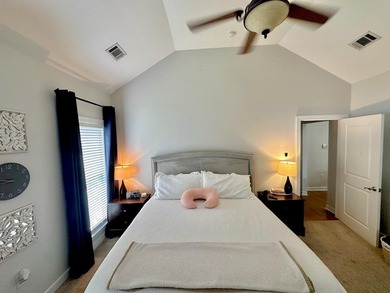 Welcome to this charming and spacious home in the heart of - photo 32