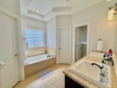 Welcome to this charming and spacious home in the heart of - photo 36
