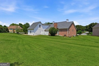 Experience refined one-level living in this beautifully - photo 40