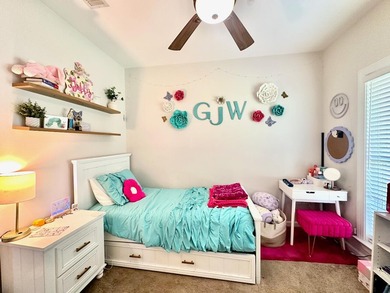 Welcome to this charming and spacious home in the heart of - photo 41