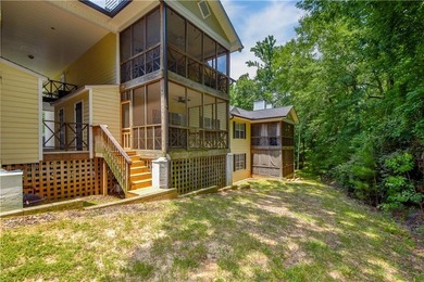 This inviting 2 bedroom, 2 bath condo is located inside the - photo 8