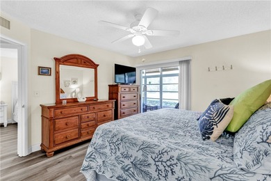 READY for immediate occupancy-Motivated Seller! Fabulous first - photo 11
