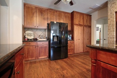 5.92 Acres with large custom home, in-ground pool, guest house - photo 15