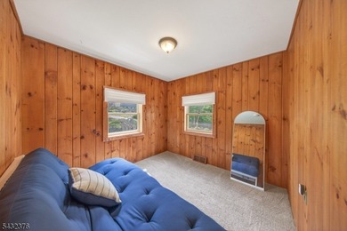Lakeside Beauty in Highland Lakes. This beautiful lake-style - photo 18