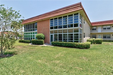 READY for immediate occupancy-Motivated Seller! Fabulous first - photo 19