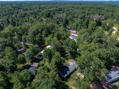 Lake living for an affordable price! This 14x80 Holly Park Home - photo 29