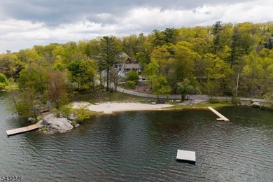Lakeside Beauty in Highland Lakes. This beautiful lake-style - photo 31