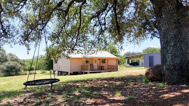 5.92 Acres with large custom home, in-ground pool, guest house - photo 36