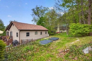 Lakeside Beauty in Highland Lakes. This beautiful lake-style - photo 38