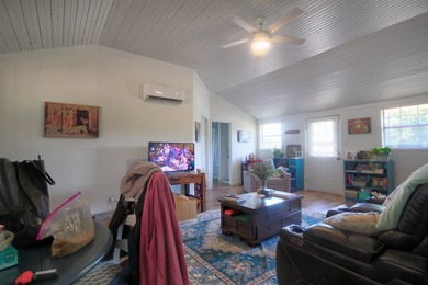 5.92 Acres with large custom home, in-ground pool, guest house - photo 39