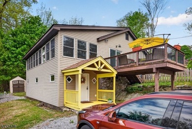 Lakeside Beauty in Highland Lakes. This beautiful lake-style - photo 40