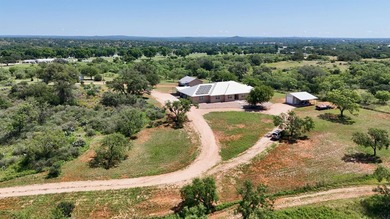 5.92 Acres with large custom home, in-ground pool, guest house - photo 44