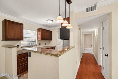 Enjoy comfort, convenience, and style in this beautifully - photo 3