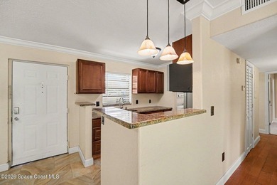 Enjoy comfort, convenience, and style in this beautifully - photo 7